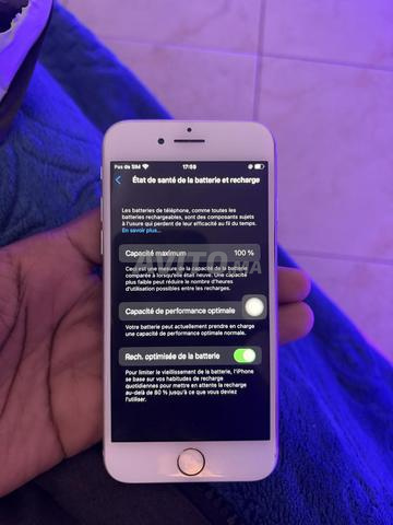 آيفون 8 64 جيجا - 2