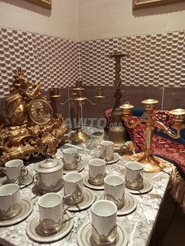 قطع نحاسية وحرف يدوية