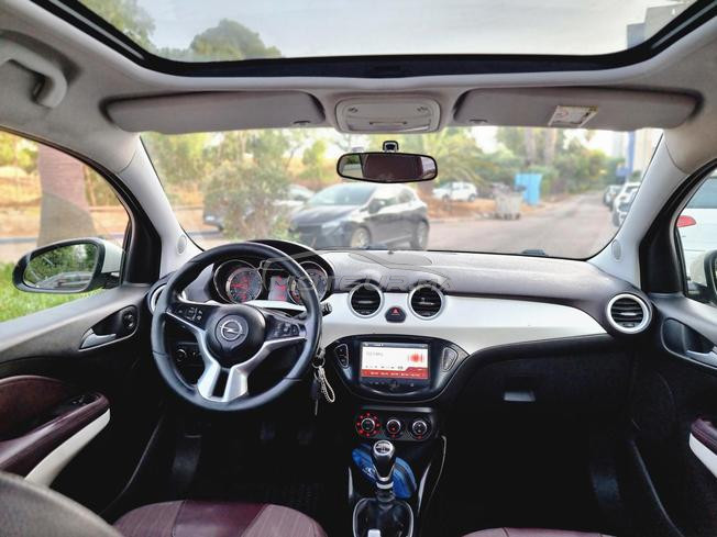 Opel Adam Essence Manuelle 2016 à Casablanca