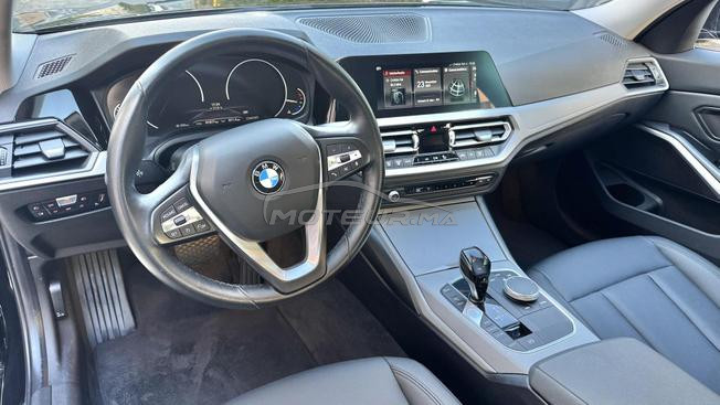 BMW série 3 excellent état 