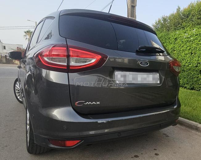 Ford CMax Titanium plus Modèle 2016 Excellent état