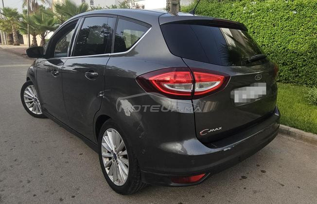 Ford CMax Titanium plus Modèle 2016 Excellent état