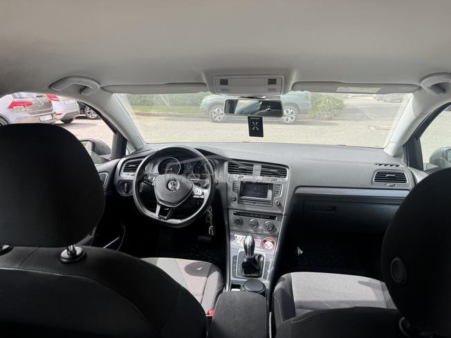 golf 7 à vendre moteur 2.0 TDI  1 er main 