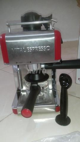 آلة قهوة Vital Espresso مستعملة بحالة جيدة - 2