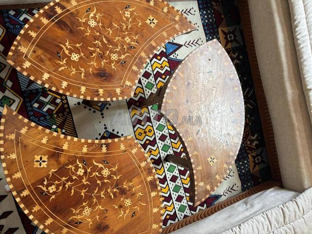 طاولة دائرية من الخشب الفاخر - 2