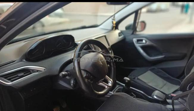 peugeot 2008 2017 en très bon état [première main]
