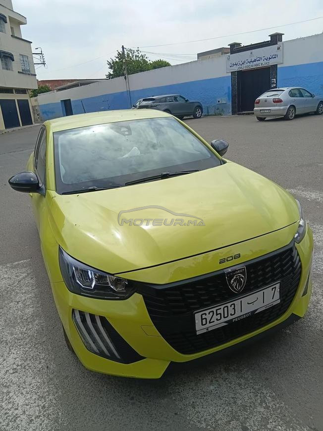 Peugeot 208 Diesel Manuelle 2024 à Casablanca