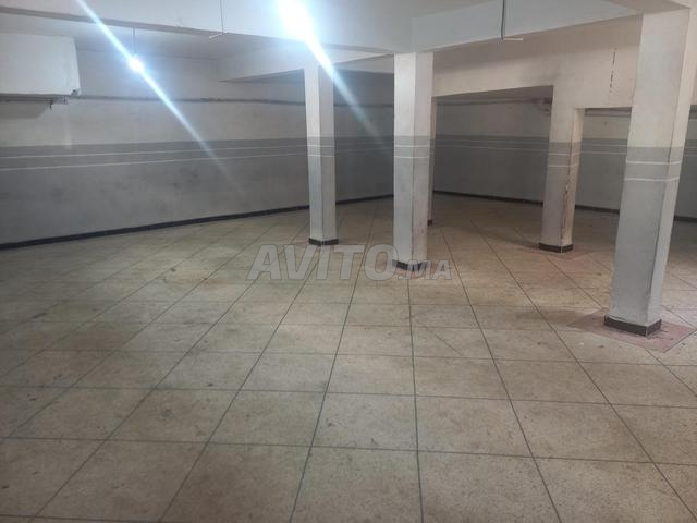 📍 Magasin – Cave spacieuse à louer