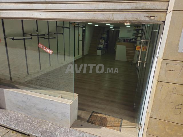 Magasin bien entretenu à Vendre - 2