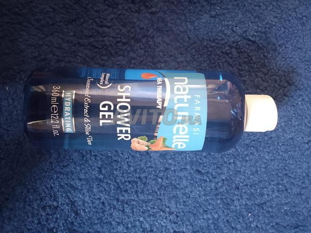 Ensemble d'algues marines composé de shampoing et de gel douche - 2