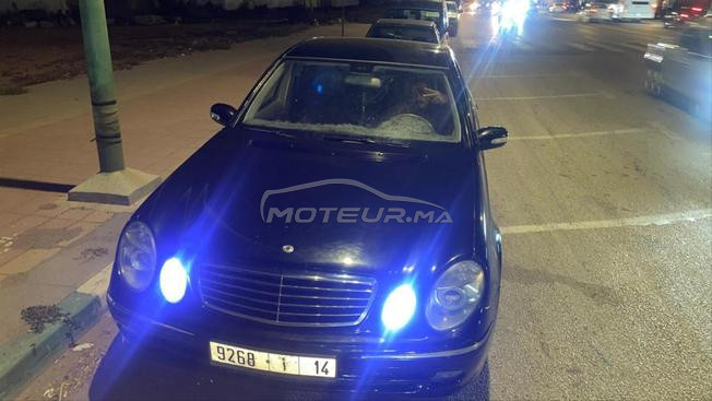 • Mercedes-Benz Classe E 220 موديل 2004