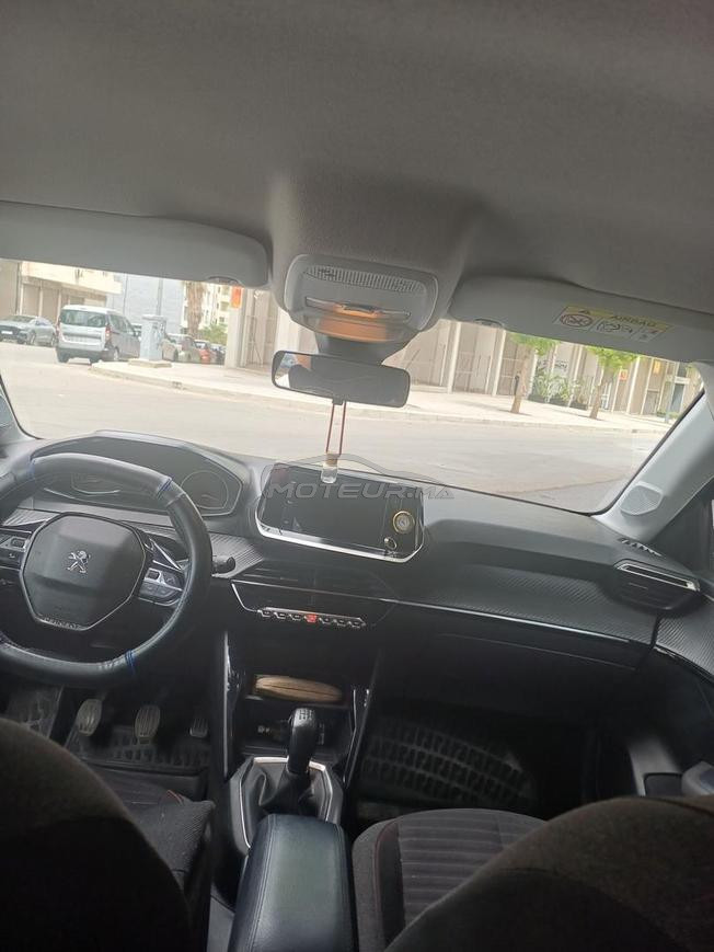 Peugeot 208 Diesel Manuelle 2023 à Fès