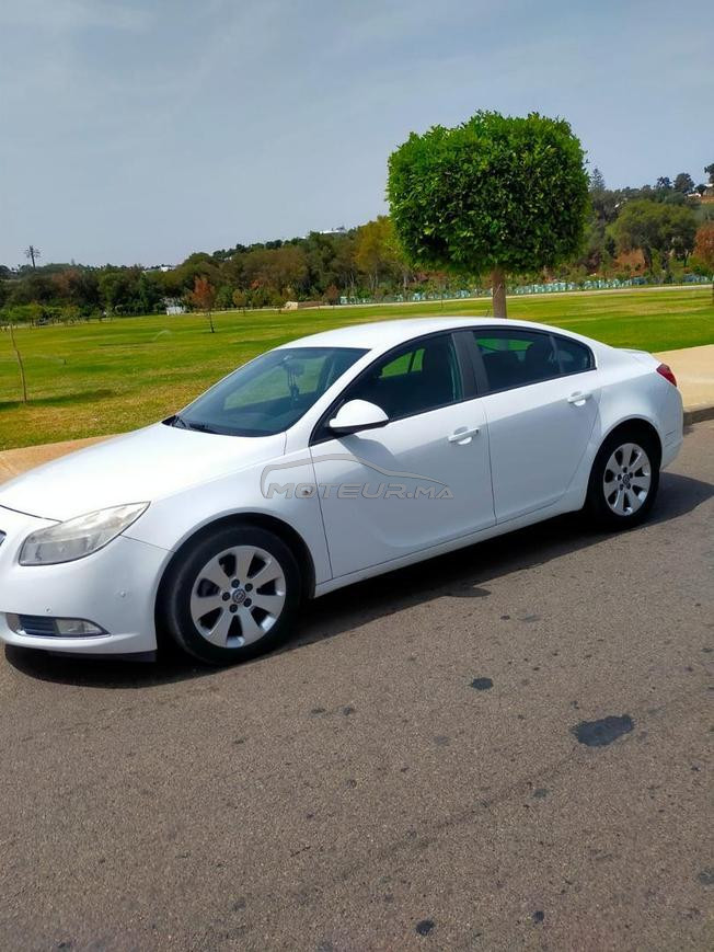 Opel Insignia 2014 très propre à vendre à Rabat 