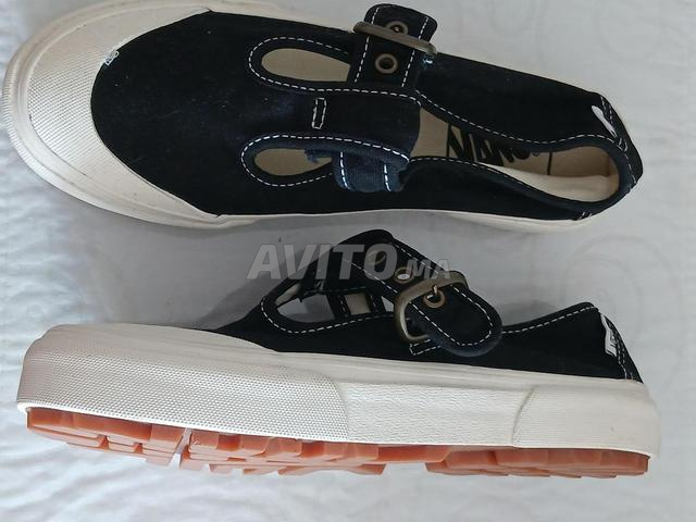 Vans noires modèle Mary Jane