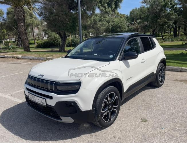 À VENDRE JEEP AVENGER HYBRIDE 