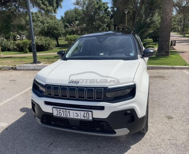 À VENDRE JEEP AVENGER HYBRIDE 