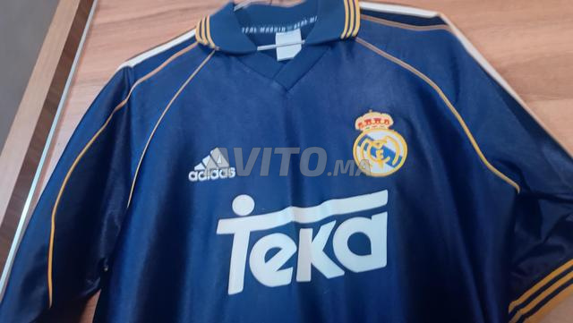 قميص ريال مدريد الأصلي 1999/2000 مقاس M - 2