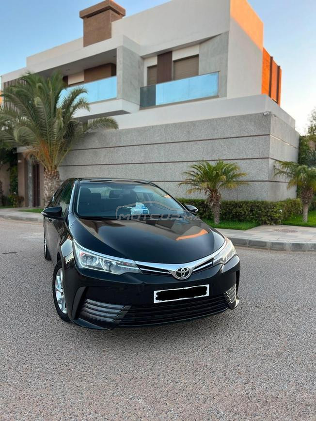 TOYOTA COROLLA 2017