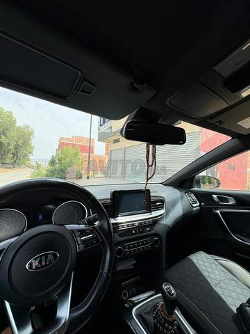 Kia Ceed Diesel Manuelle 2020 à Meknès - 2