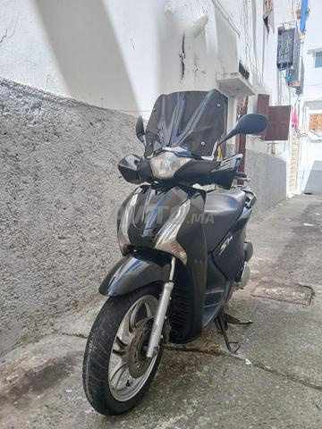 هوندا SH 2015 - 2