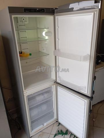 ثلاجة بخار Whirlpool - 2