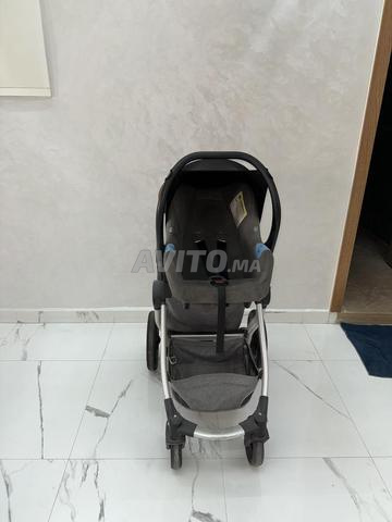 Une poussette KINDERKRAFT - 2