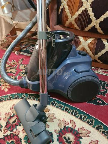 مكنسة كهربائية قوية بحالة جيدة - 2