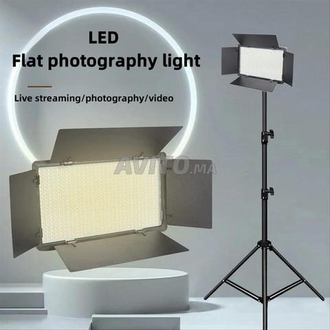 LED PRO 800 RGB (AVEC 2 BATTERIES) - 2