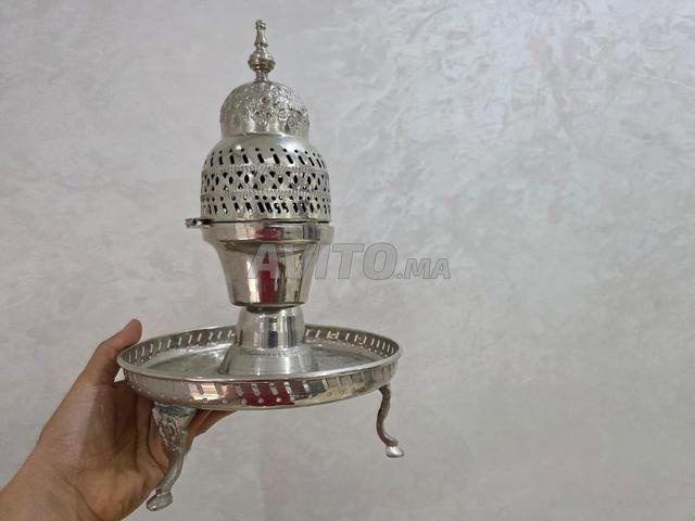 مبخرة فضة حرة