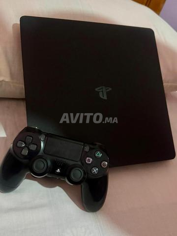 PS4 Slim modifiée 500 Go à Tétouan - 2