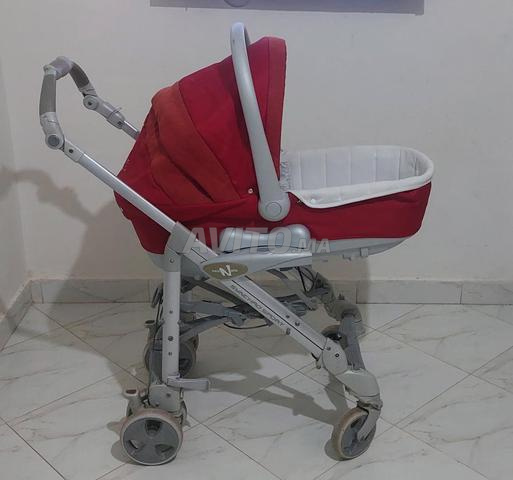 Poussette de marque pour bébé