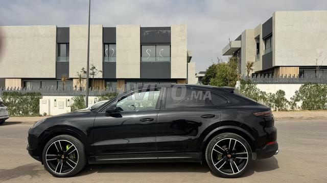 بورشه كايين V6 بنزين – أسود – 17 حصان – رياضية