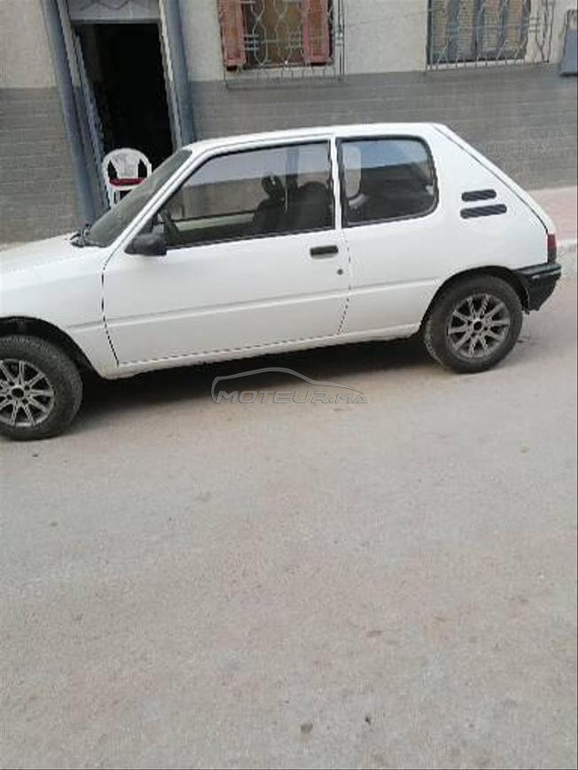 Peugeot 205 Essence Manuelle 1988 à Bir Jdid