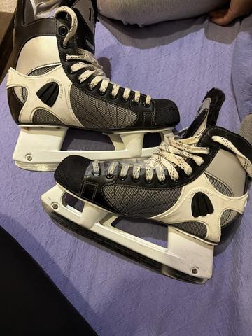 Patin hockey à vendre - 2