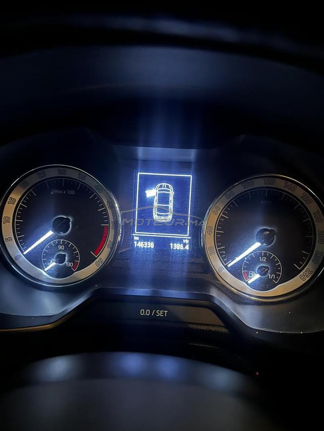 SKODA ICTAVIA AUTOMATIQUE MODÈLE 2020 COMME NEUF