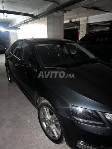 SKODA OCTAVIA AUTOMATIQUE MODÈLE 2020 COMME NEUF - 2