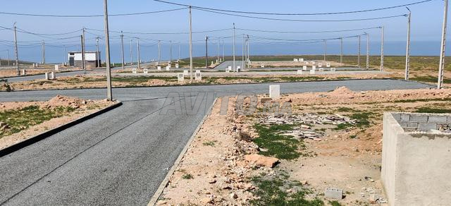 أرض لبناء عمارة تجارية من 3 طوابق، زاوية، سيدي إفني
