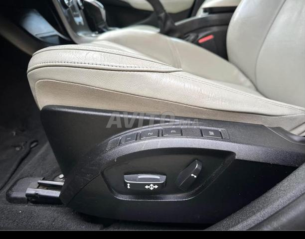 Volvo V40 Diesel Automatique 2013 à Casablanca - 2