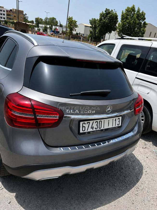 Mercedes-Benz GLA 200d AMG – Très bon état