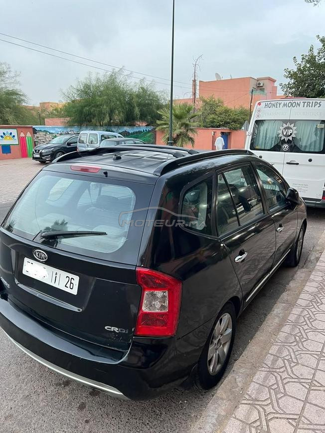 Kia carens