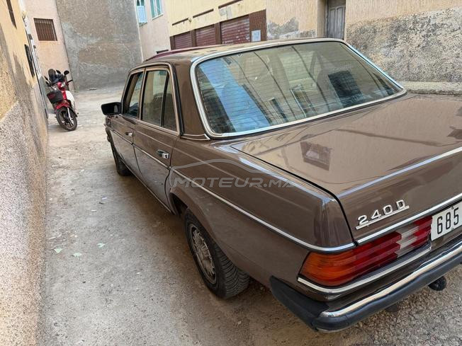 Mercedes 240 D model 85 ded 2000 originale