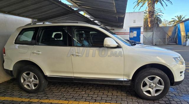 Volkswagen Touareg - 2