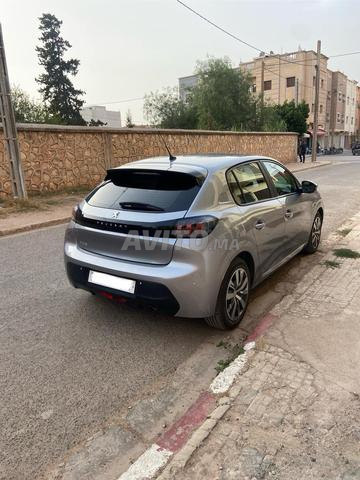 Peugeot 208 - 2