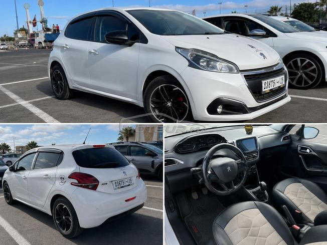peugeot 208 white edition