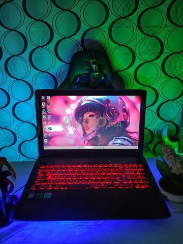 لينوفو i7 بكرت شاشة مزدوج رام 16 قرص 256 SSD