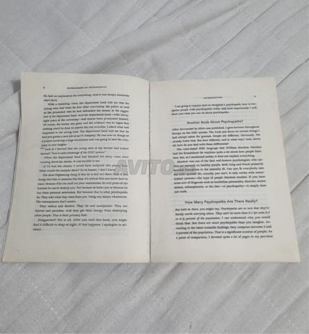 كتاب محاط بالسيكوباتيين - 2