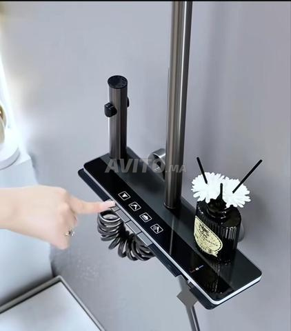 SYSTÈME DE DOUCHE LED PIANO ATMOSPHÈRE