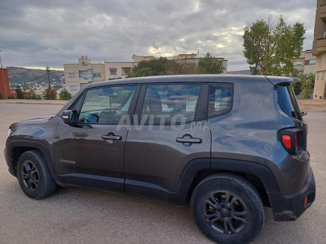 Voiture excellente à vendre et prix négociable - 2