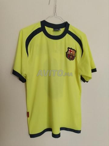 قميص برشلونة الأصلي الرائع موسم 2005/2006