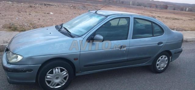رينو ميجان بنزين يدوي 1997 في زاكورة - 2